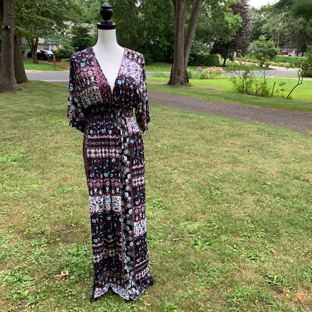 2 FOR $20 Altar’d State maxi deep v-neck kimono sleeves